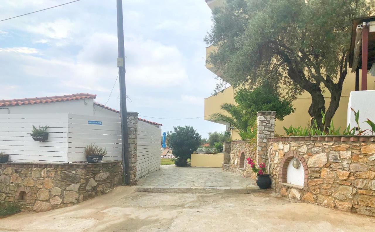 Azzurro Hotel Katsaros  Kültér fotó