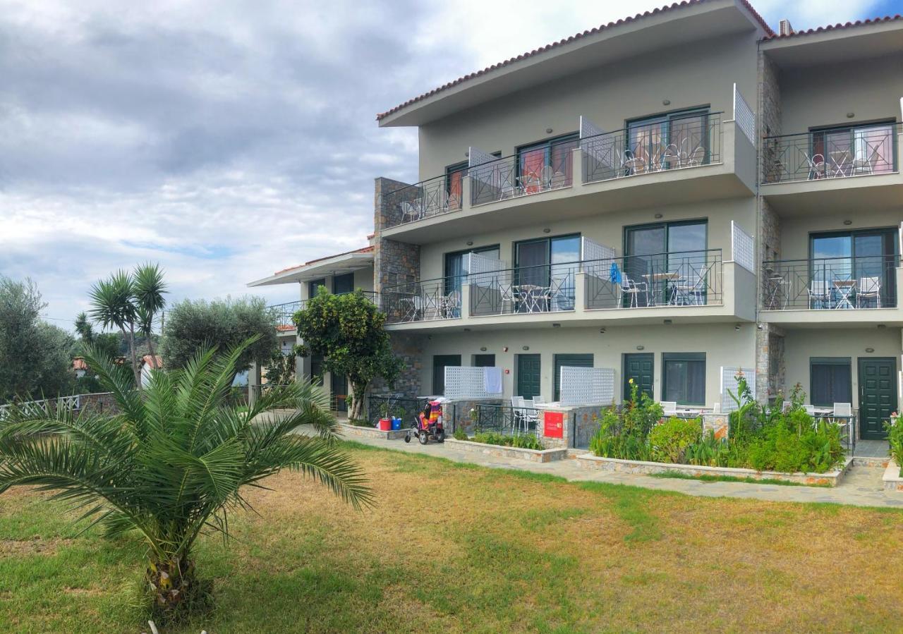 Azzurro Hotel Katsaros  Kültér fotó