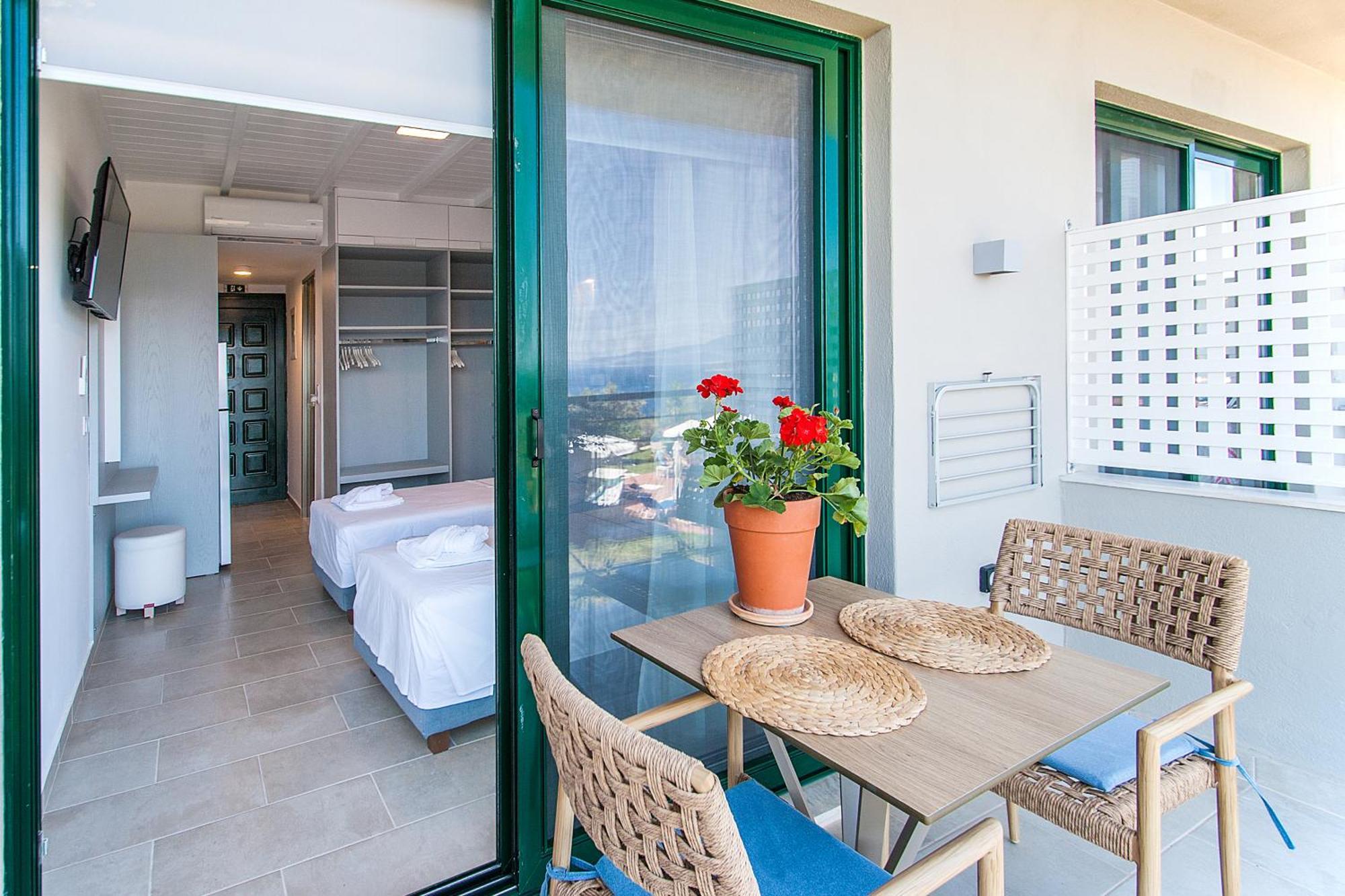 Azzurro Hotel Katsaros  Kültér fotó